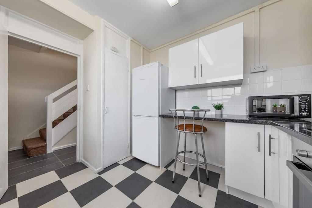 Hyde Park 4 Bedroom Superior Leilighet