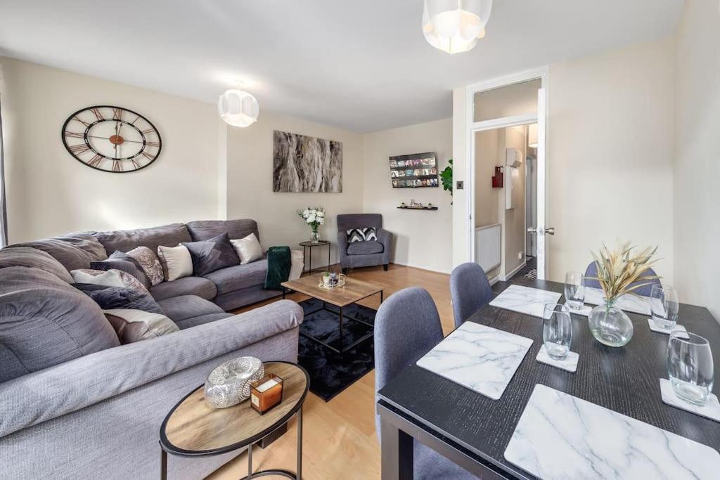 Hyde Park 4 Bedroom Superior Leilighet