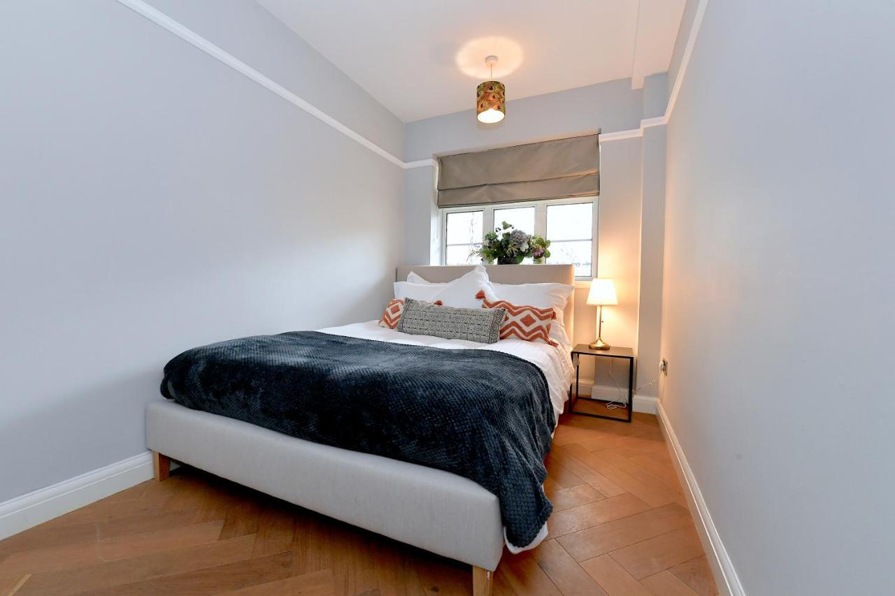 Stunning 2 Bed Art Deco In Earl's Ct By Jen's Homes 4 Appartement