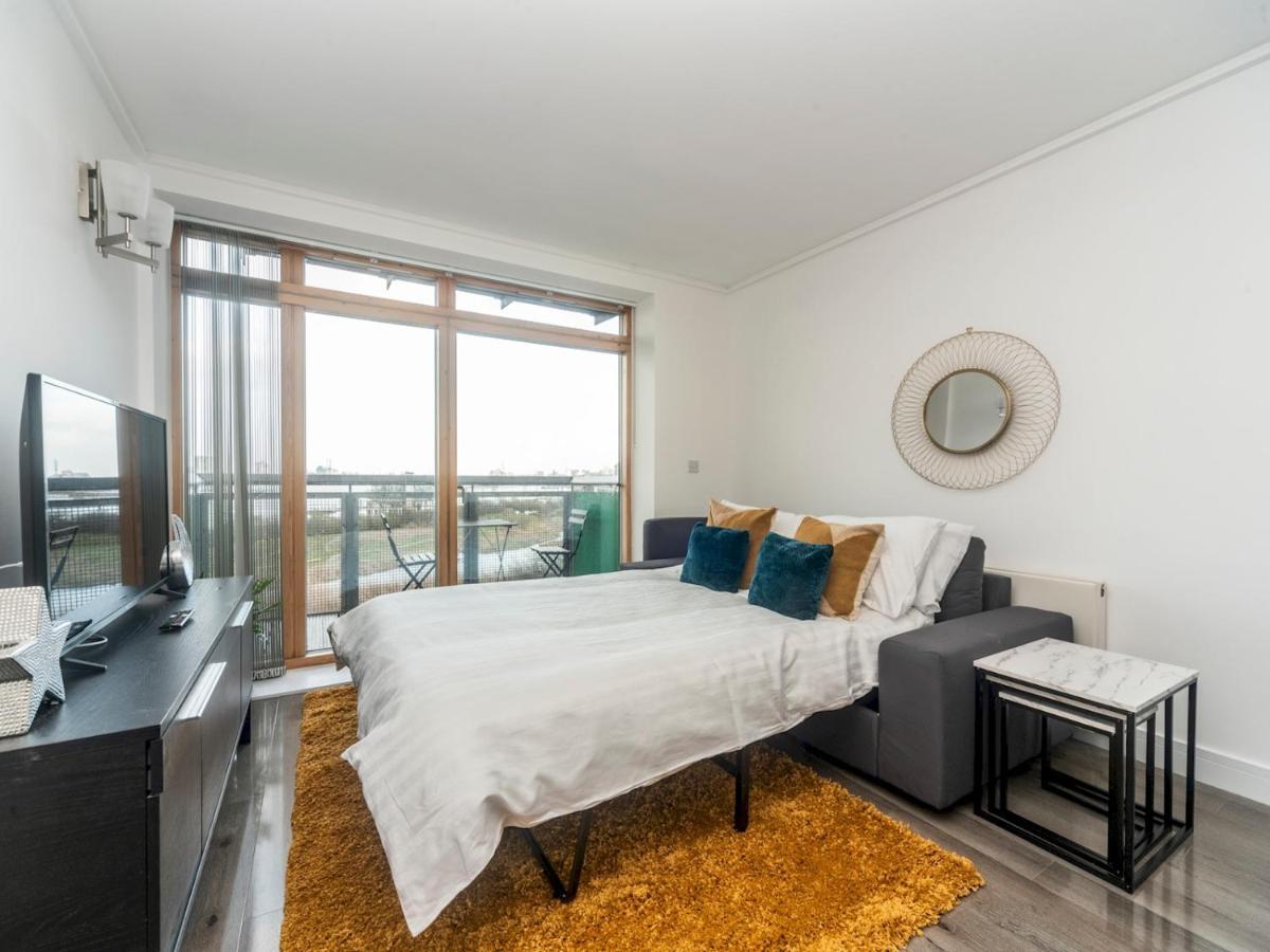 Pass The Keys Riverside Amazing Flat In Close To The O2 * Londen