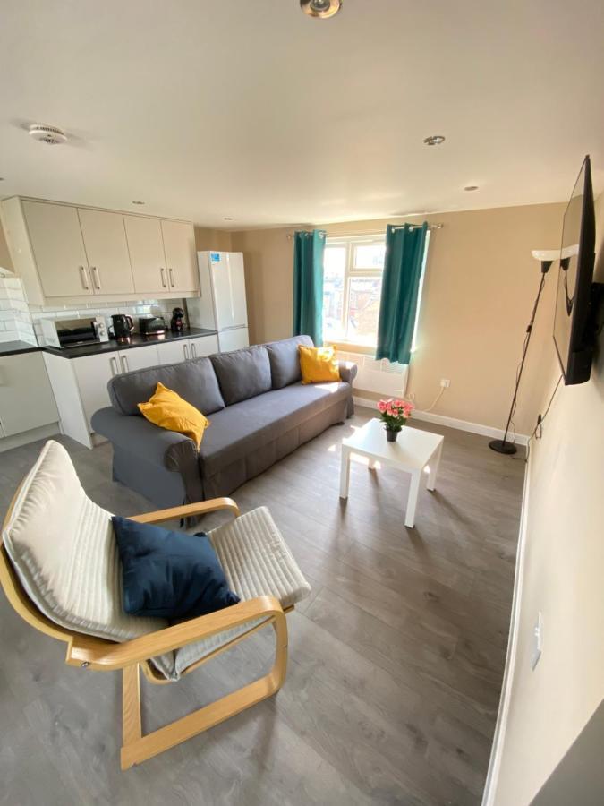 Stunning 1 Bedroom Flat In Wood Appartamento *