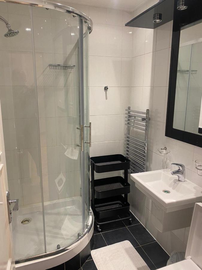 Appartement Cozy Two Bedroom Flat In The Heart Of *