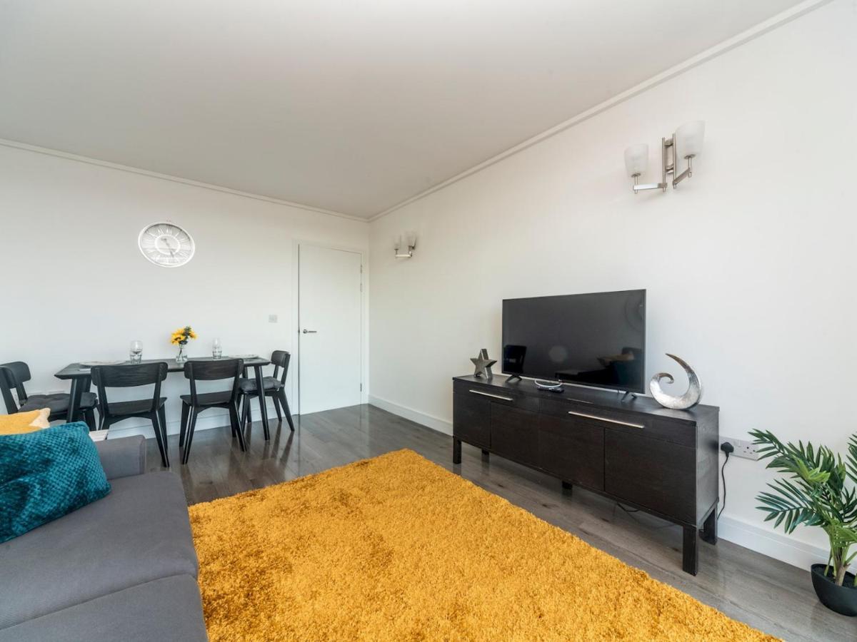 Appartement Pass The Keys Riverside Amazing Flat In Close To The O2 Londen