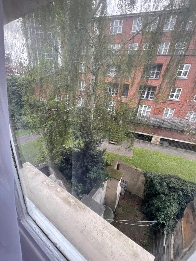 First Floor Lisson Street Londen
