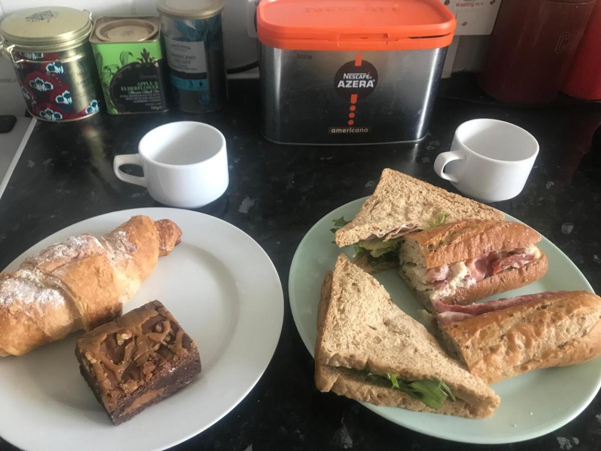 Homestay Norfolk House London