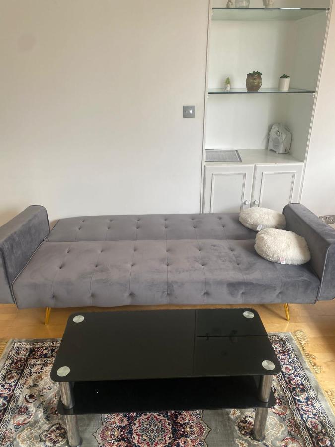 Appartement Cozy Two Bedroom Flat In The Heart Of *