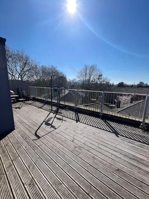 Appartamento 2bed Flat With Great Views *