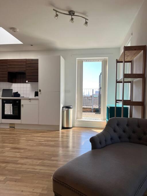 Appartamento 2bed Flat With Great Views *