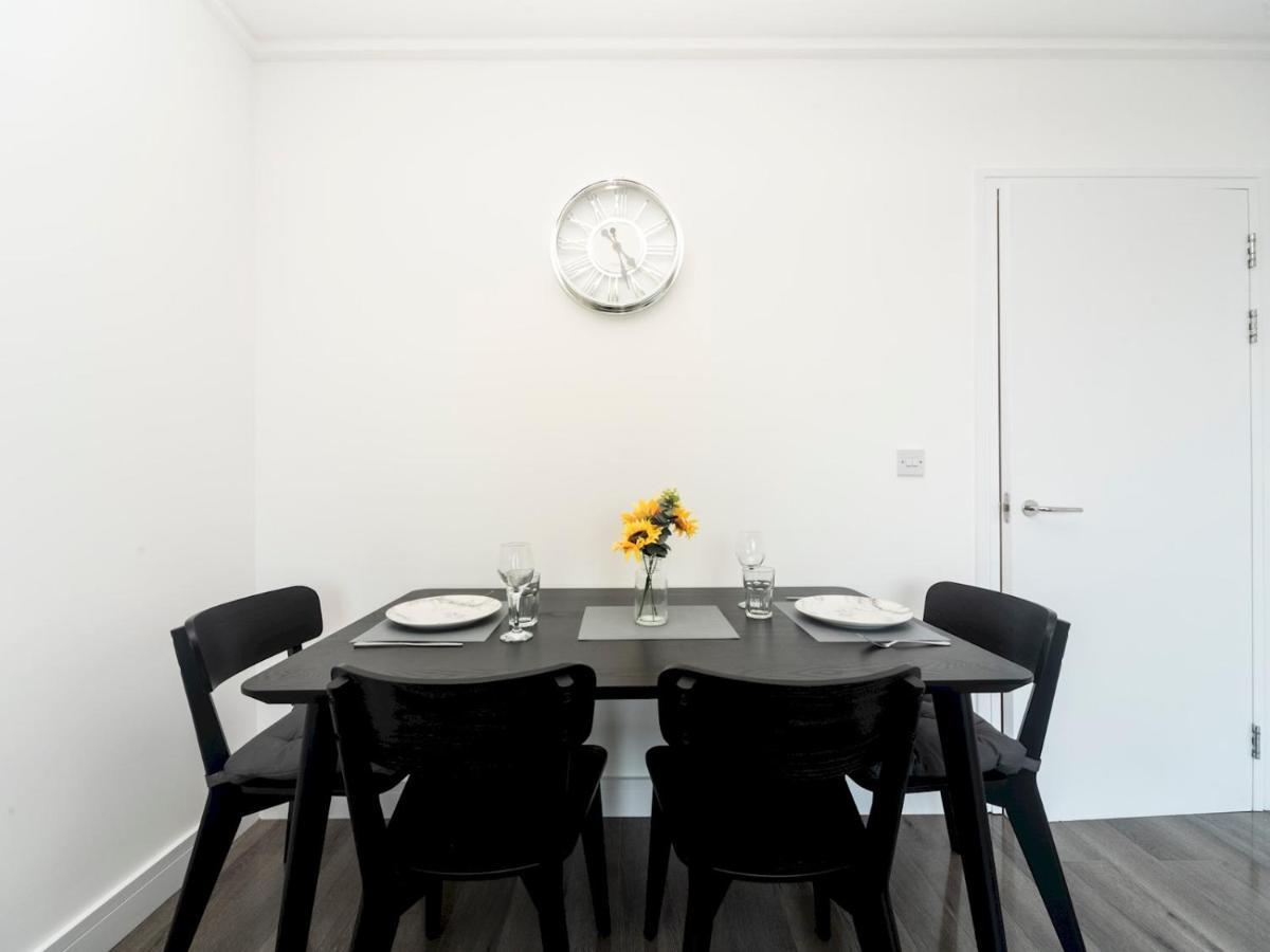 Appartement Pass The Keys Riverside Amazing Flat In Close To The O2 Londen