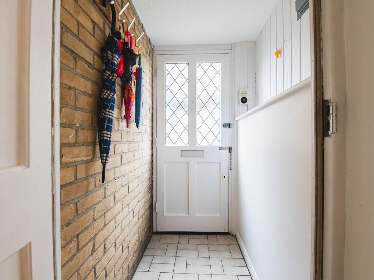 Semesterbostad Pass The Keys Cosy Se House Near Tube Line London