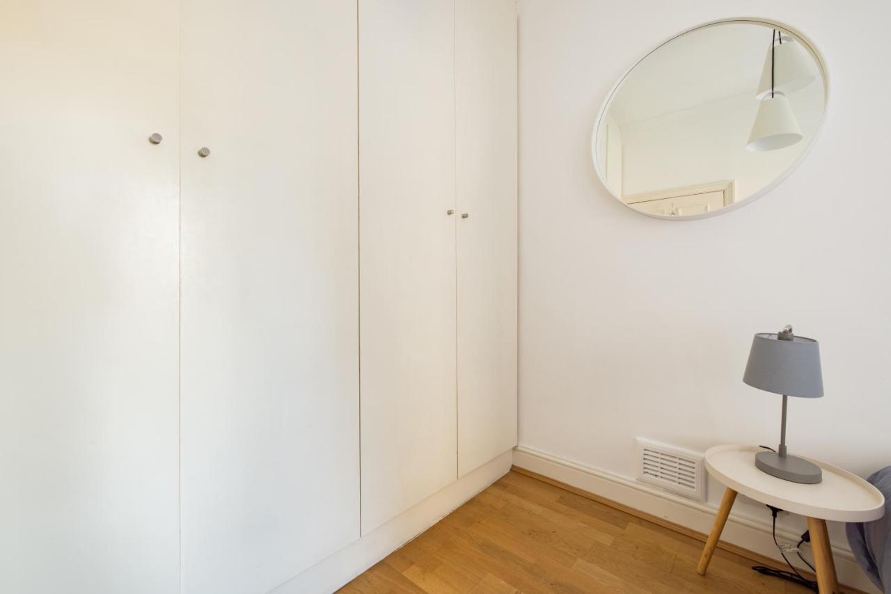 Stylish & Spacious Notting Hill Loft Lägenhet *