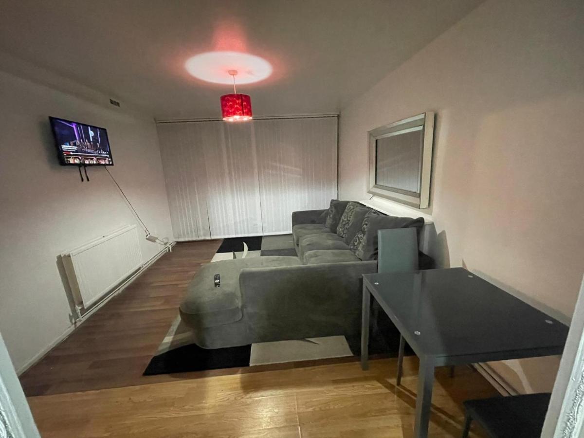 New! Xtra Large 4 Bedroom Up To 14 Guests Appartement Londres