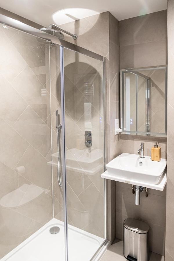 Amazing New Spacious In Se1 Appartamento