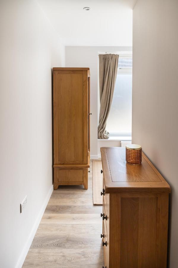 Amazing New Spacious In Se1 * Londra
