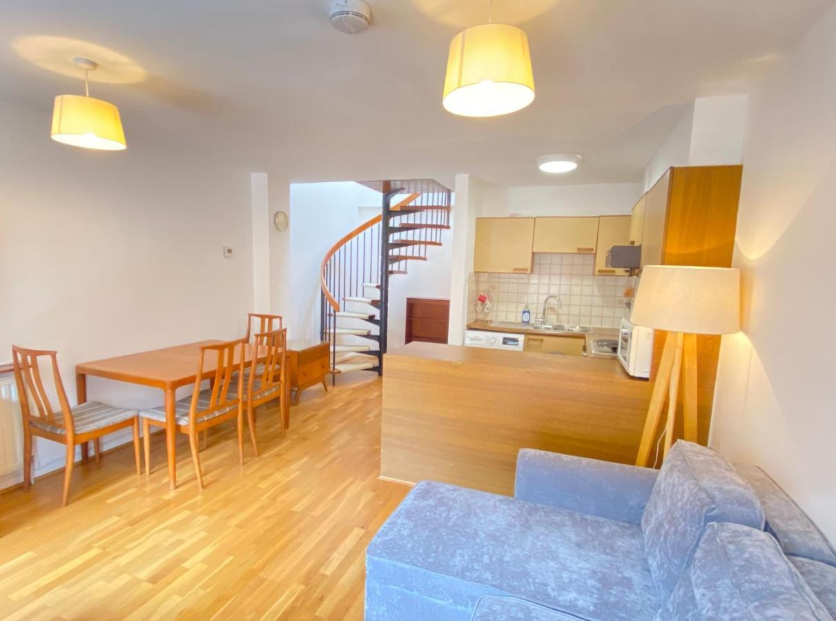 Cosy Duplex In Appartamento Londra