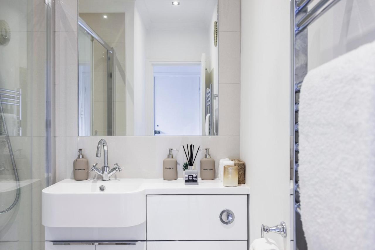 Stylish Opposite Westfields London