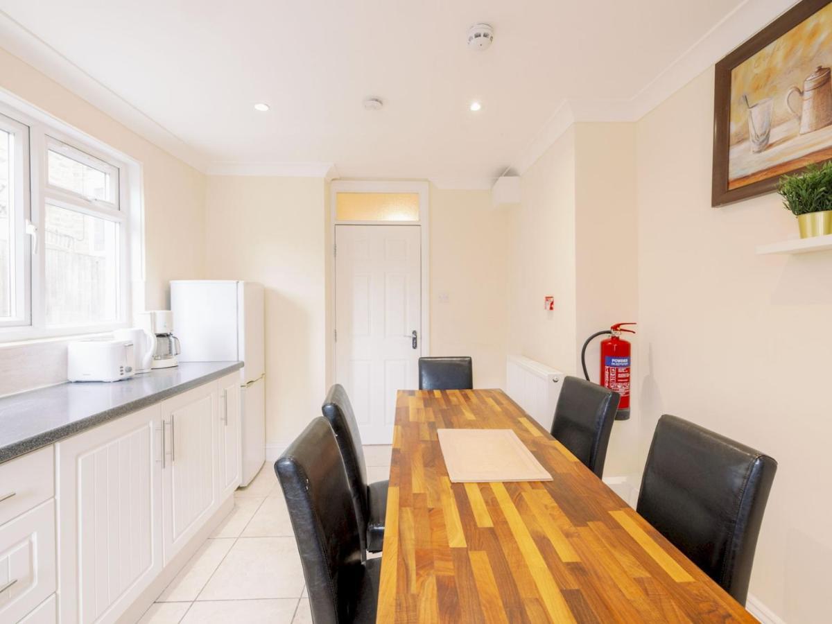 Pass The Keys Flat 3 And 4 Floor Comfy Two Studio Appartement