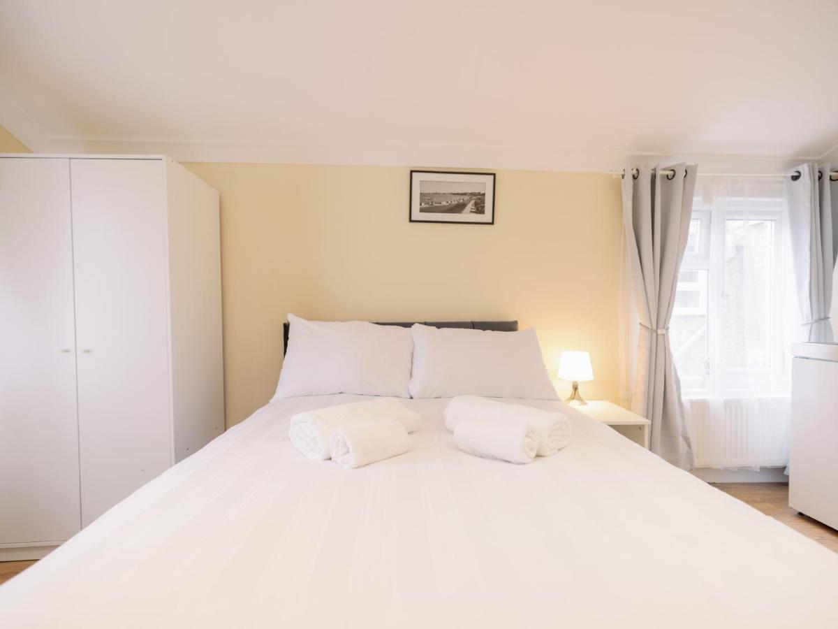 Pass The Keys Flat 3 And 4 Floor Comfy Two Studio Appartement Londen