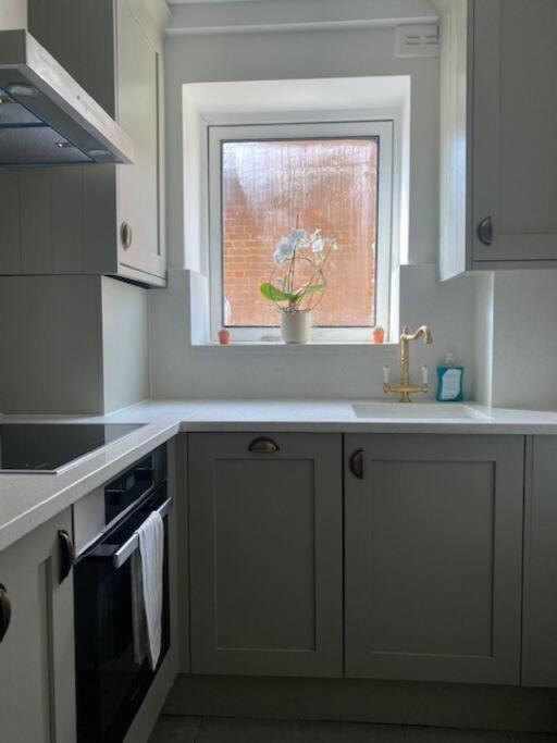 2 Double Bedroom Charming Chelsea Lägenhet London