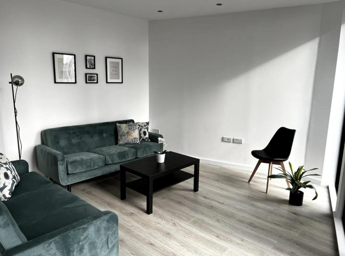 Manhattan Pad By Condokeeper