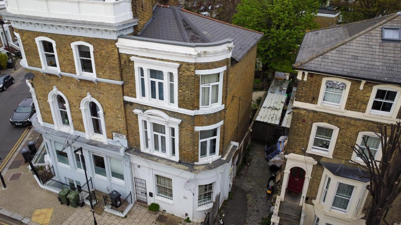 Cozy One Bedroom Lägenhet London