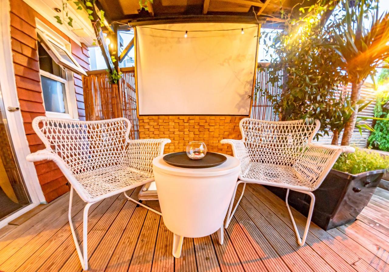 2 Bedroom Roof Terrace With Sauna Jakuzzi And Outdoor Cinema Appartamento
