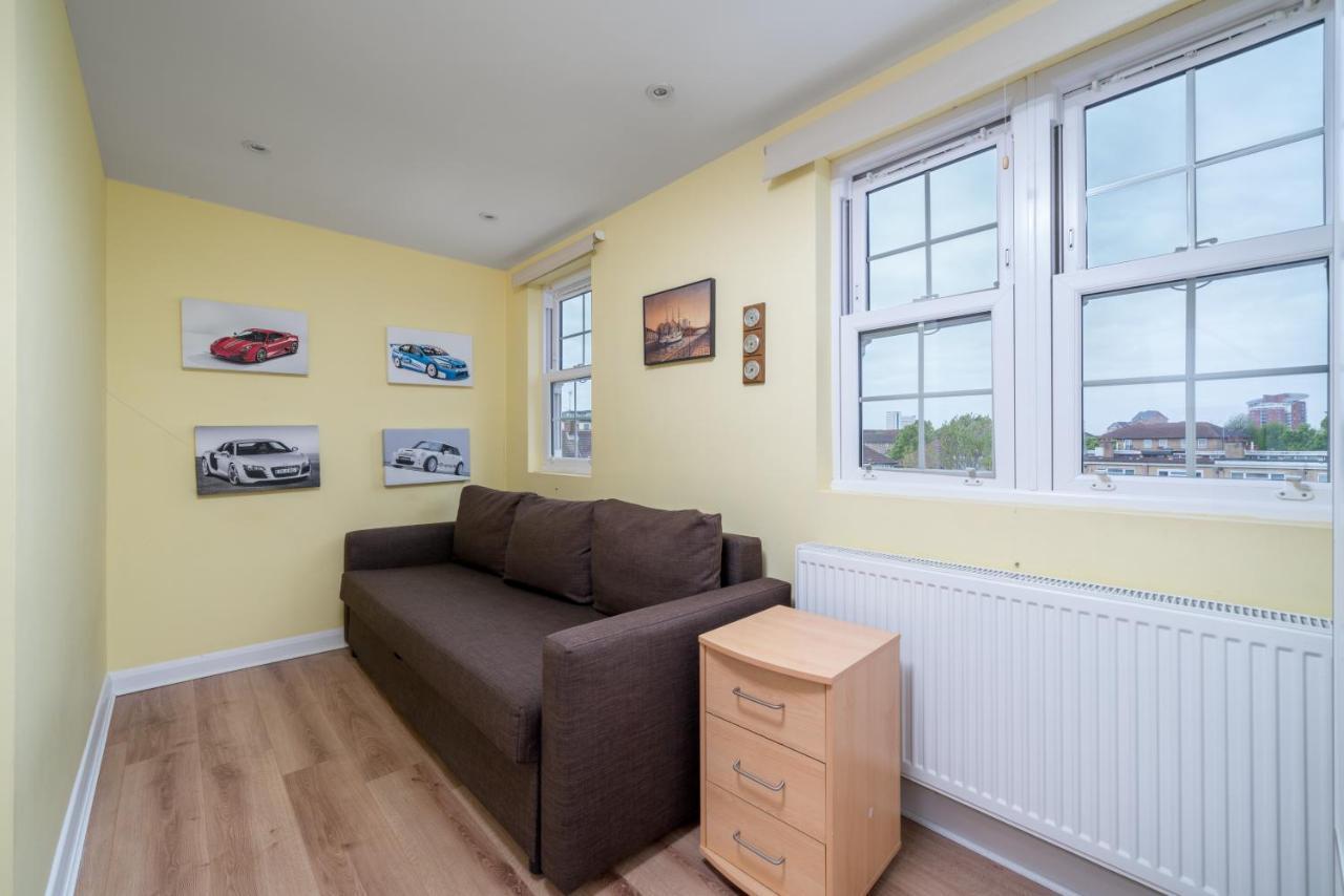 Casa vacanze Elegant 3 Bedroom Retreat Minutes From Canary Wharf *