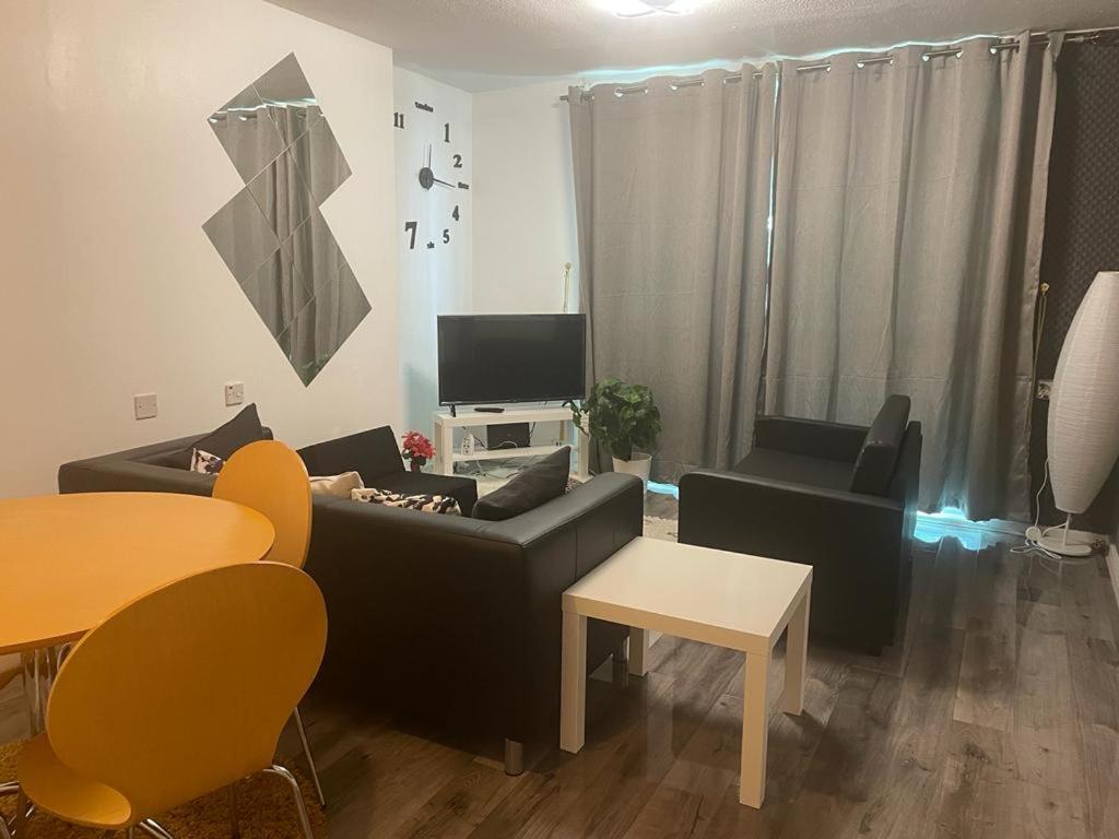 Two Bedroom Flat In Greenwich Near The 02 * Londres