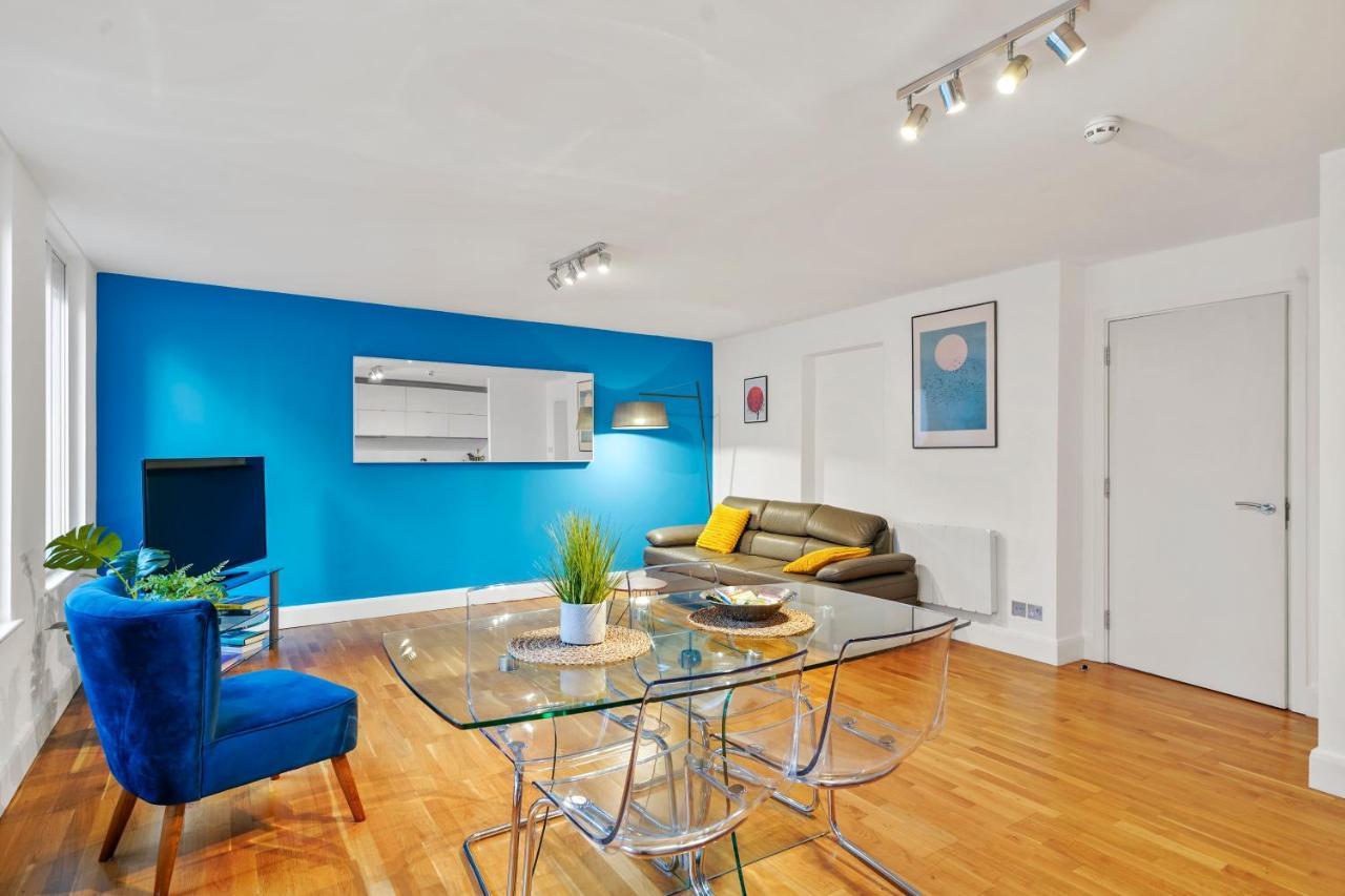 Mulberry Flat 5 - One Bedroom 3rd Floor By Living *