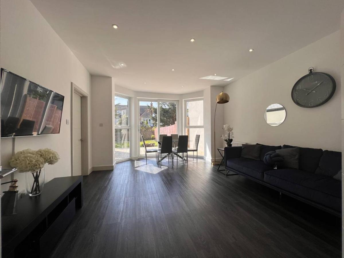 Lägenhetshotell Star Finchley Road 3-bed Oasis With Garden *