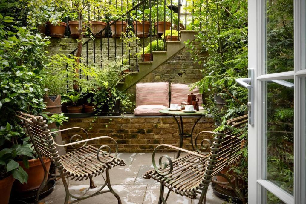 Kings Cross, Self-contained House & Private Garden Semesterbostad