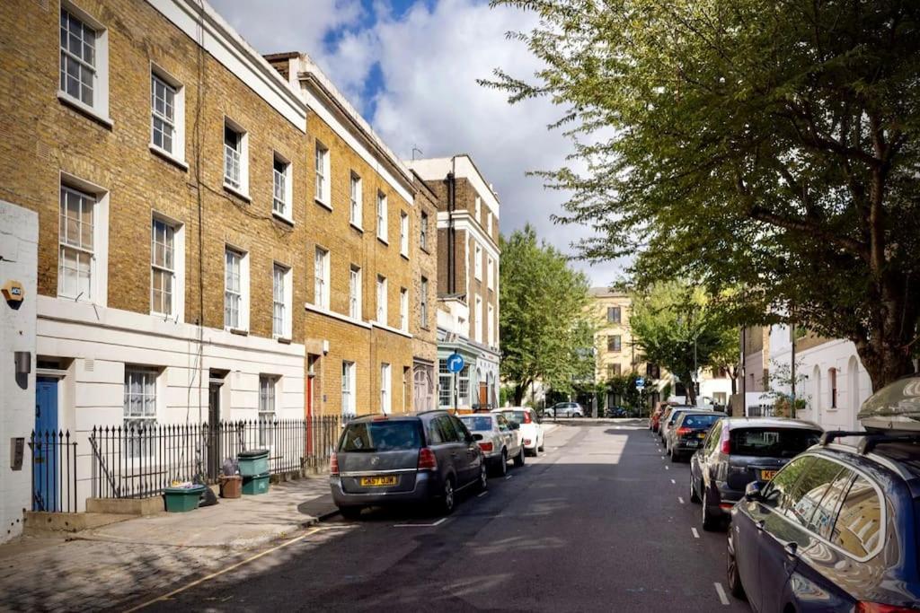 Kings Cross, Self-contained House & Private Garden Semesterbostad *