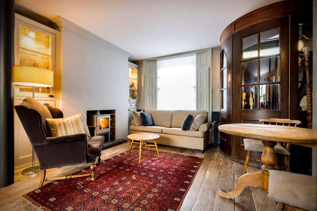 Kings Cross, Self-contained House & Private Garden Semesterbostad *