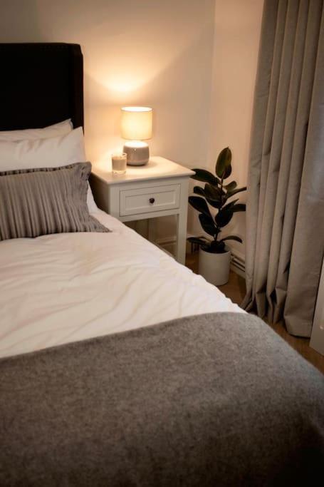 Lejlighed Unique 3bd Flat King Size Bed
