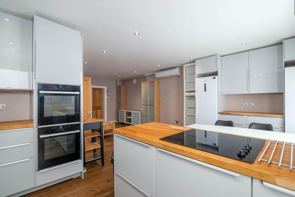Luxury Located Near Marble Arch & Baker Street *