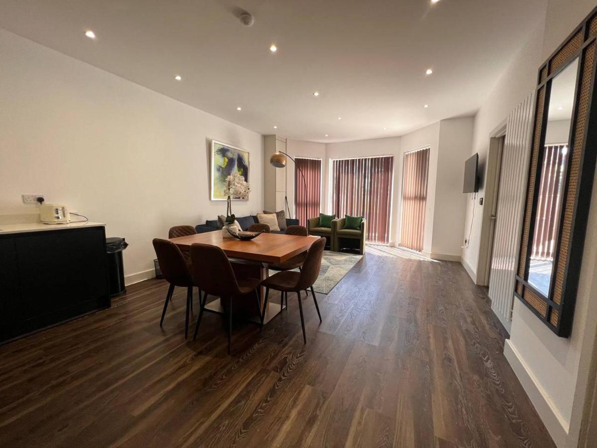 Apartment Star Finchley Road 3-bed Escape With Garden London