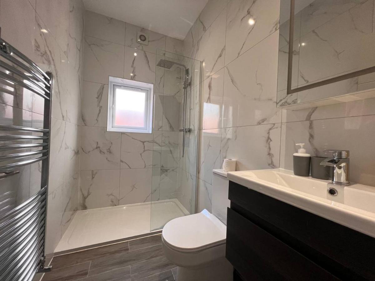 Apartment Star Finchley Road 3-bed Escape With Garden *