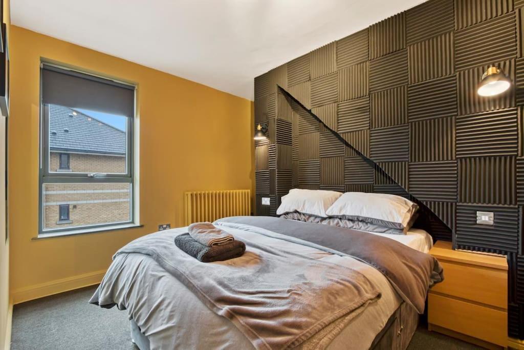 2 Bed Docklands Apt- 02 & Excel Appartement