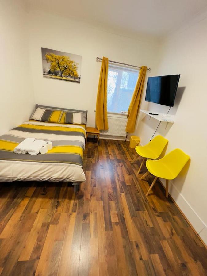 Gasthof Woodgreen House *