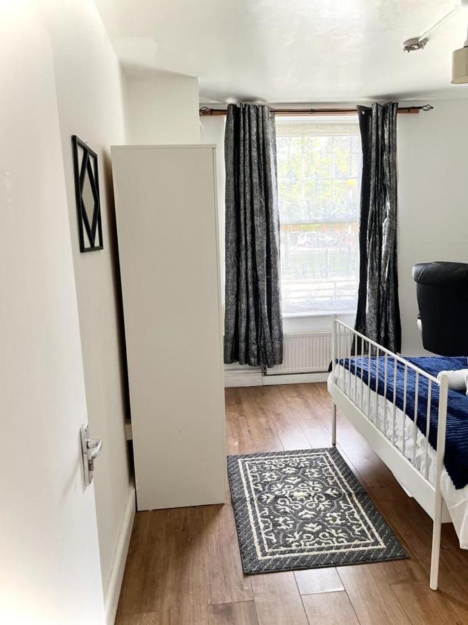 Shadwell Holiday Gasthof London