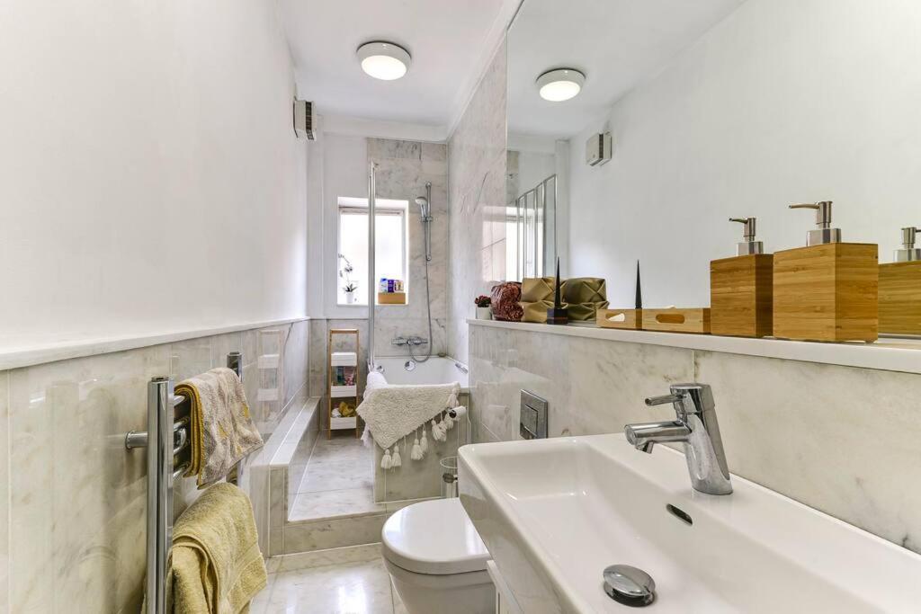 Modern One Bedroom In Fitzrovia, Appartamento