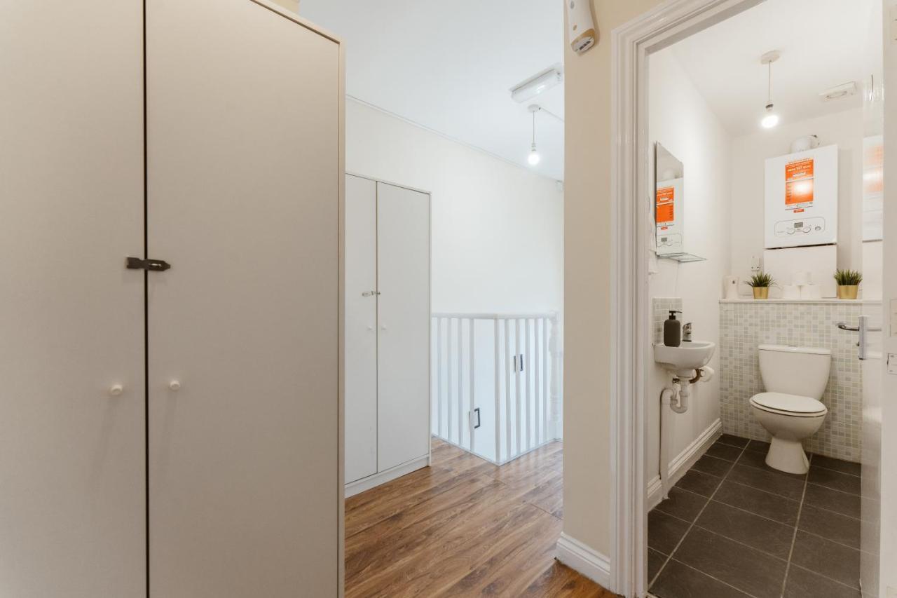 Mile End 57a *