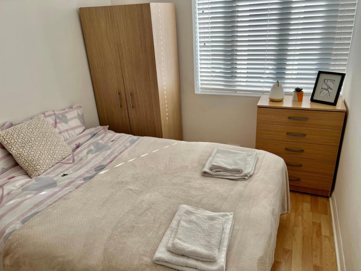 2 Bedroom Near Euston, King's Cross Apartment