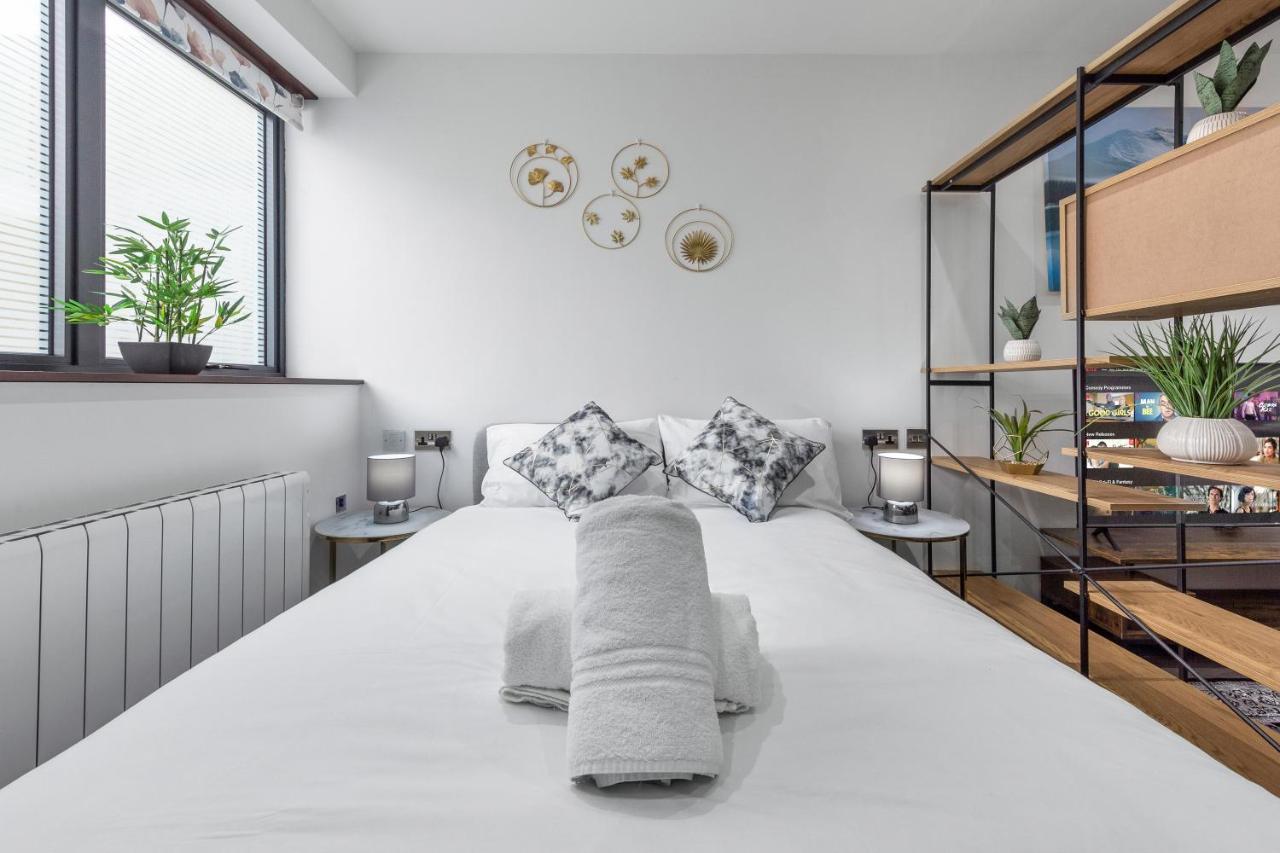Golders Homes Apartment *