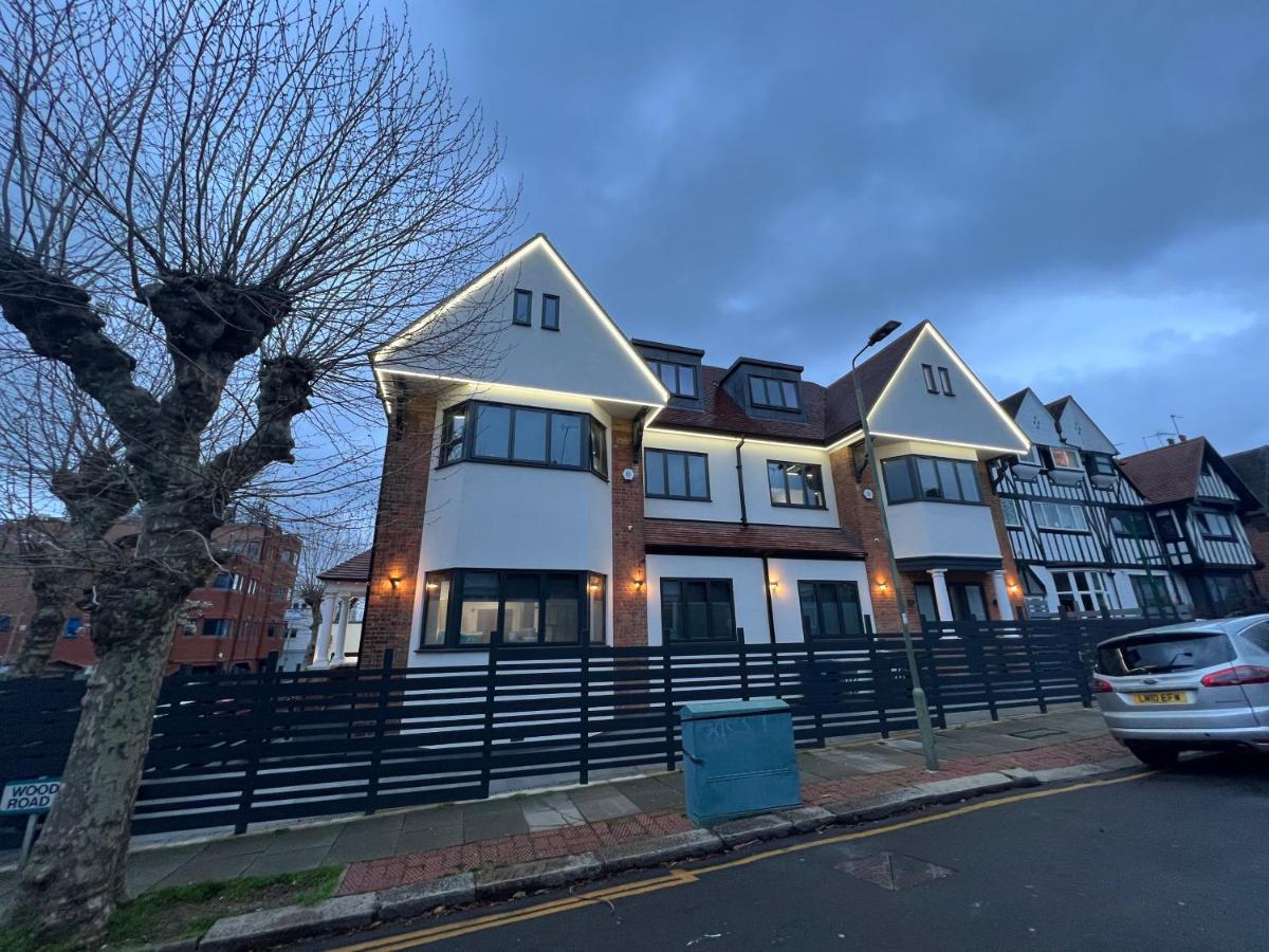 Golders Homes Apartment *