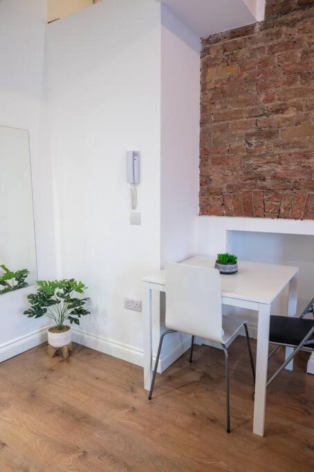 3beds / 3baths Close To Portobello Road Lägenhet