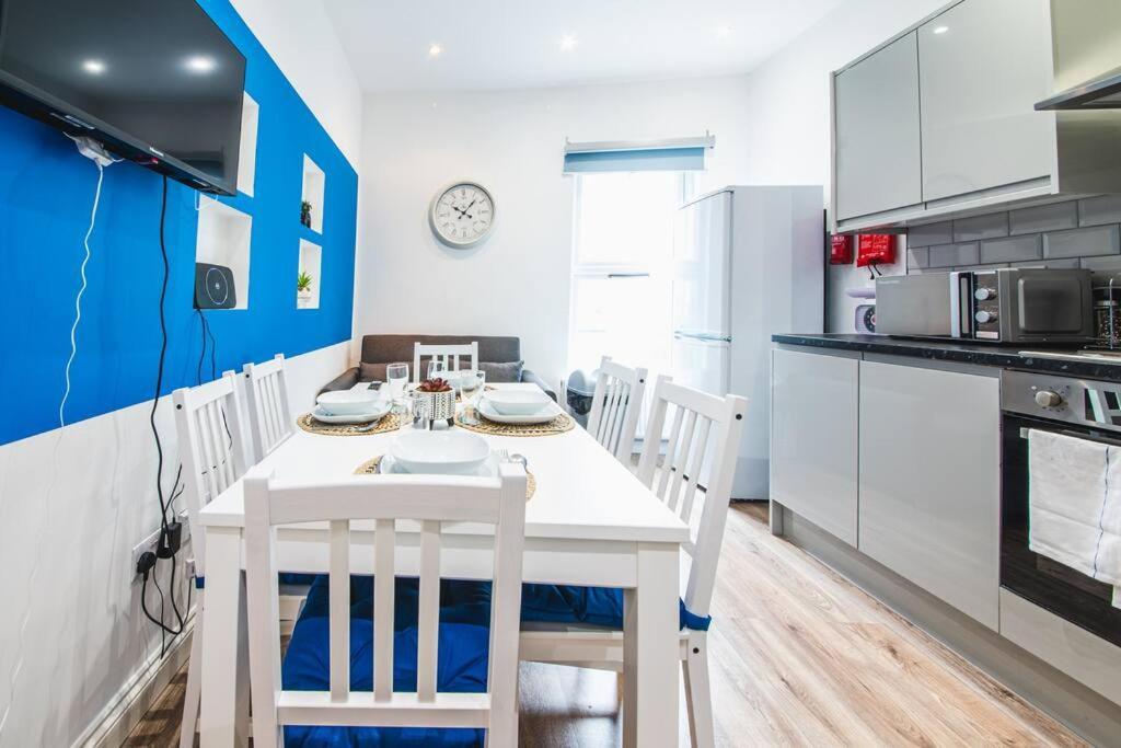 3beds / 3baths Close To Portobello Road Lägenhet