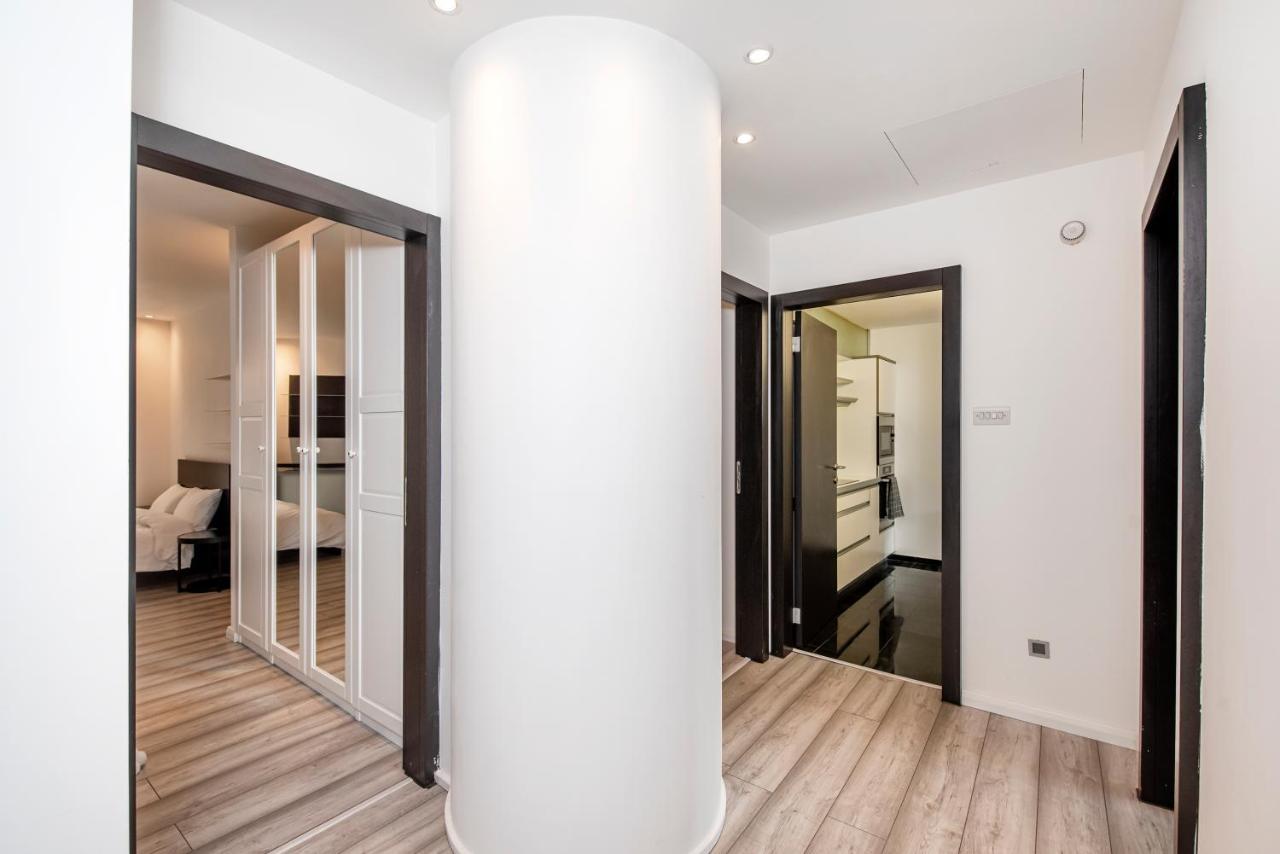 Leilighet Large And 2 Bed London
