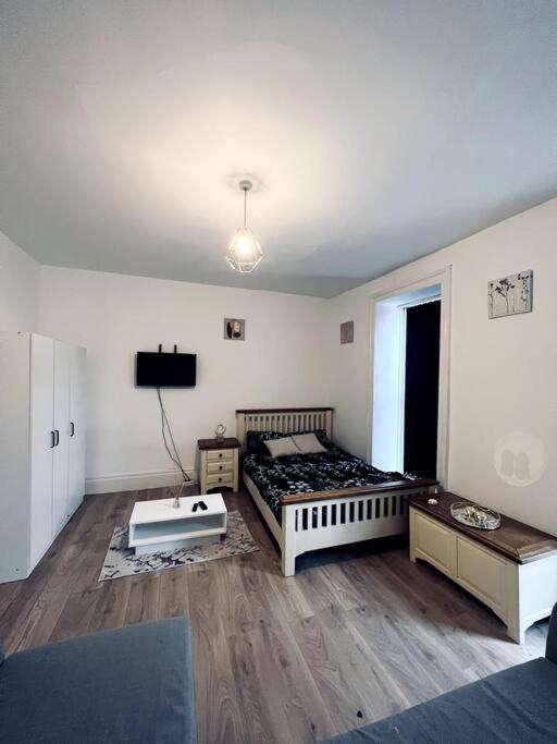 One Bedroom Close To Hyde Park #01 Lejlighed London