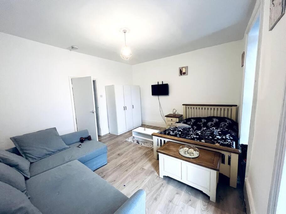 Lejlighed One Bedroom Close To Hyde Park #01